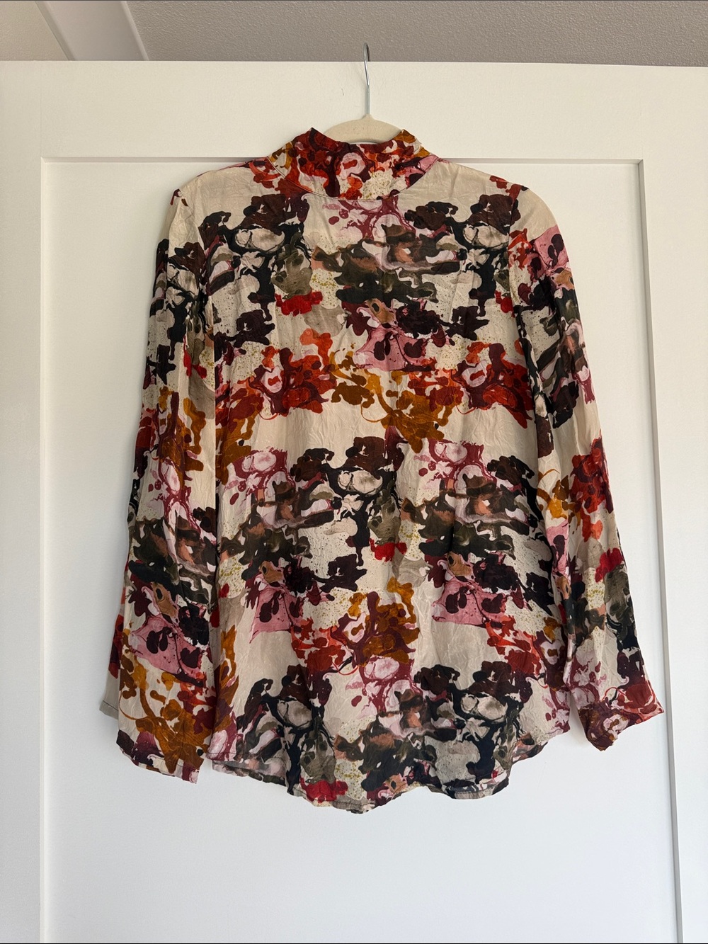 Women's Floral-Print Long Sleeve Blouse in Cream